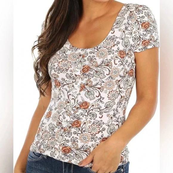 No Comment Gardenia Crochet Back Top Medium NWT - Picture 1 of 5